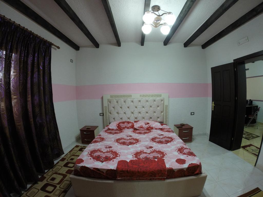 Hotel Buza New Shtoj Экстерьер фото