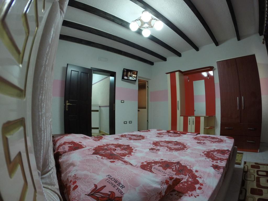 Hotel Buza New Shtoj Экстерьер фото