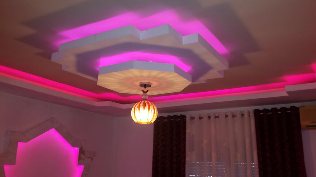 Hotel Buza New Shtoj Экстерьер фото