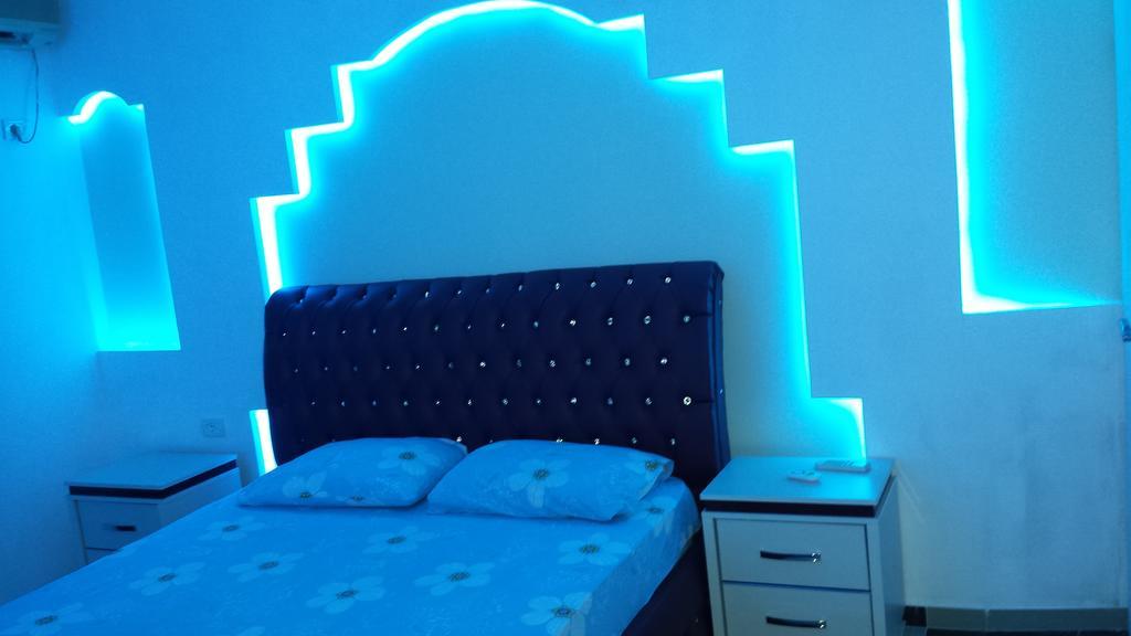 Hotel Buza New Shtoj Экстерьер фото